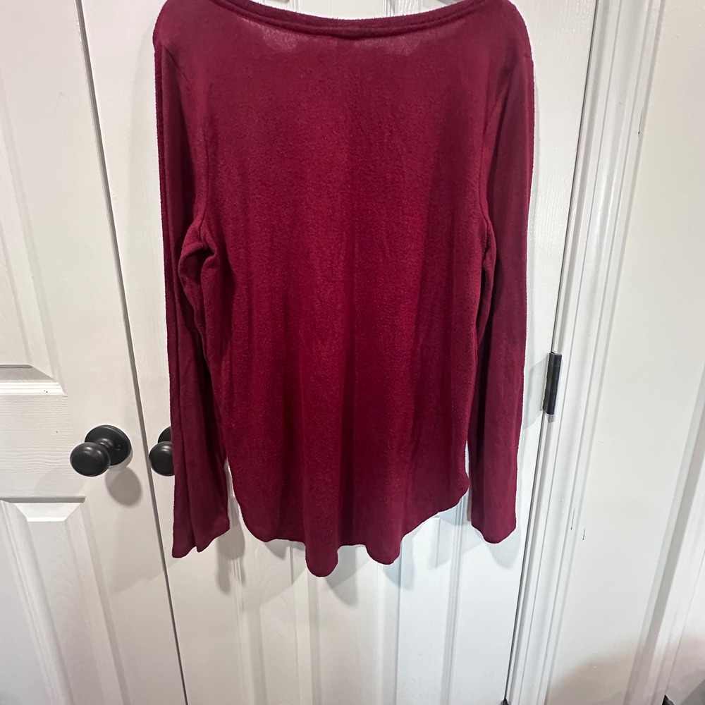 Old Navy Women's Large Burgundy Boat Neck Long Sleeve Knit Top Stretch Casual - Picture 2 of 9